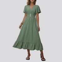 Frau Normales Kleid Einfacher Stil V-Ausschnitt Kurzarm Einfarbig Midi-Kleid Täglich main image 1
