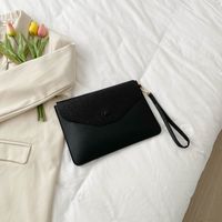 Women's Medium Pu Leather Solid Color Basic Magnetic Buckle Clutch Bag sku image 1
