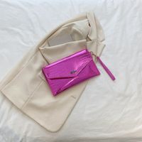 Women's Medium Pu Leather Solid Color Streetwear Magnetic Buckle Envelope Bag sku image 1