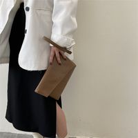 Women's Medium Pu Leather Solid Color Vintage Style Magnetic Buckle Envelope Bag main image 2