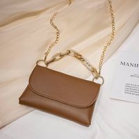 Women's Pu Leather Solid Color Classic Style Magnetic Buckle Crossbody Bag sku image 4
