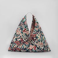 Women's Medium Polyester Cotton Printing Ethnic Style Magnetic Buckle Cloud Shape Bag sku image 2