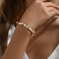 Simple Style Solid Color Alloy Zinc Inlay Pearl Women's Bracelets main image 6