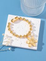 304 Stainless Steel 24K Gold Plated Sweet Classic Style Beaded Inlay Flower Pearl Bracelets main image 4