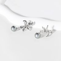 1 Pair Elegant Vintage Style French Style Flower Inlay Alloy Pearl Silver Plated Drop Earrings main image 4