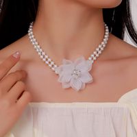 Style IG Sucré Fleur Perle D'Imitation Perlé Femmes Collier main image 8