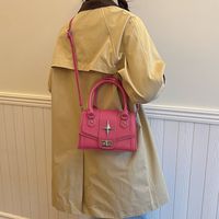 Women's Pu Leather Solid Color Streetwear Sewing Thread Flip Cover Handbag sku image 3
