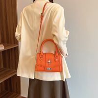 Women's Pu Leather Solid Color Streetwear Sewing Thread Flip Cover Handbag sku image 2