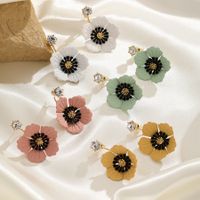 1 Pair Vacation Flower Plating Inlay Copper Rhinestones 14K Gold Plated Drop Earrings main image 3