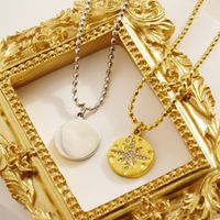 304 Stainless Steel 18K Gold Plated IG Style Simple Style Inlay Hexagram Round Rhinestones Pendant Necklace main image 5