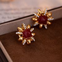 1 Pair Elegant Retro French Style Geometric Flower Inlay Copper Pearl Zircon 18K Gold Plated Drop Earrings Ear Studs main image 8