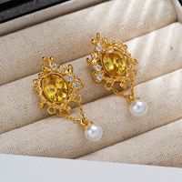 1 Pair Elegant Retro French Style Geometric Flower Inlay Copper Pearl Zircon 18K Gold Plated Drop Earrings Ear Studs sku image 3
