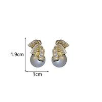 1 Pair Elegant Retro Geometric Inlay Alloy Artificial Pearls Rhinestones Ear Studs main image 2
