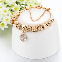 Simple Style Classic Style Solid Color Alloy Inlay Rhinestones Gold Plated Women's Bracelets main image 2