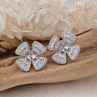 1 Pair Elegant Flower Inlay Copper Zircon Rose Gold Plated Ear Studs main image 7