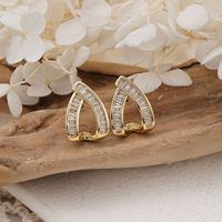 1 Pair Elegant Triangle Inlay Copper Zircon Rose Gold Plated Ear Studs main image 5