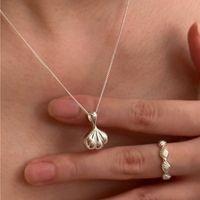 Sterling Silver Casual Chain Shell Pendant Necklace main image 1