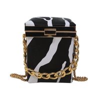 Women's Small Pu Leather Cows Zebra Leopard Cute Streetwear Square Lock Clasp Box Bag sku image 3