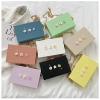 Women's Small Pu Leather Flower Cute Classic Style Square Lock Clasp Box Bag main image 1