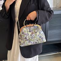 Women's Medium Nylon Ditsy Floral Vintage Style Classic Style Clasp Frame Handbag main image 3