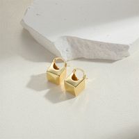 1 Pair Simple Style Solid Color Inlay Copper Zircon 14K Gold Plated Ear Studs main image 4