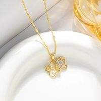 Copper K Gold Plated Elegant Simple Style Plating Inlay Four Leaf Clover Butterfly Fish Tail Rhinestones Pendant Necklace main image 4