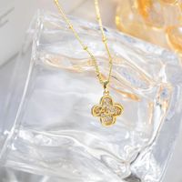 Copper K Gold Plated Elegant Simple Style Plating Inlay Four Leaf Clover Butterfly Fish Tail Rhinestones Pendant Necklace main image 5