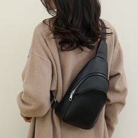 Women's Basic Solid Color Pu Leather Waist Bags main image 2