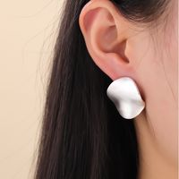 1 Pair Elegant Romantic Solid Color Copper Silver Plated Ear Studs main image 1