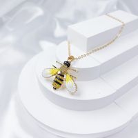 Copper Classic Style Shiny Painted Three-dimensional Inlay Bee Scorpion Butterfly Artificial Crystal Pendant Necklace sku image 2