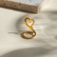 304 Stainless Steel 18K Gold Plated Simple Style Classic Style Hollow Out Heart Shape Rings main image 2