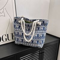 Women's Large Canvas Animal Vacation Ethnic Style Zipper Tote Bag sku image 9