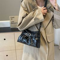 Women's Medium Pu Leather Solid Color Streetwear Square Zipper Underarm Bag main image 3
