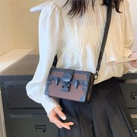 Women's Small Pu Leather Solid Color Streetwear Lock Clasp Box Bag main image 5