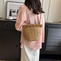 Women's Medium Straw Solid Color Vacation Beach Weave String Straw Bag main image 4