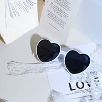 Cute Retro Heart Shape Solid Color Pc Special-Shaped Mirror Full Frame Women's Sunglasses sku image 4