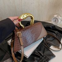 Women's Medium Pu Leather Solid Color Elegant Vintage Style Square Magnetic Buckle Crossbody Bag main image 5