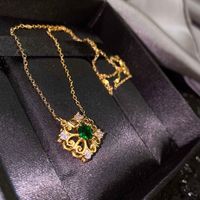 Retro Style Inlaid Lace Carved Necklace Imitation Emerald Plated 18k Gold Copper Ring sku image 1
