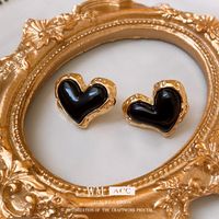 1 Pair Retro Round Color Block Heart Shape Copper Enamel Plating Inlay Artificial Pearls Drop Earrings main image 4