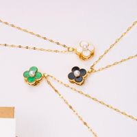 Japanese And Korean Versatile New Rotatable Clover Short Pearl Necklace Necklace Fashion Minority Design Titanium Steel Clavicle Chain main image 1