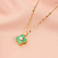 Japanese And Korean Versatile New Rotatable Clover Short Pearl Necklace Necklace Fashion Minority Design Titanium Steel Clavicle Chain main image 5