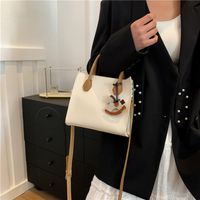 Women's Pu Leather Solid Color Vintage Style Ornament Sewing Thread Zipper Handbag main image 8