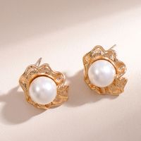 1 Pair Sweet Solid Color Inlay Alloy Pearl Pearl Ear Studs main image 3