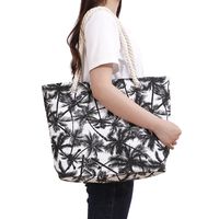 Women's Large Canvas Coconut Tree Vacation Classic Style Square Zipper Tote Bag main image 1