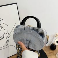 Women's Small Arylic Solid Color Streetwear Magnetic Buckle Handbag sku image 6
