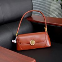 Women's Medium Pu Leather Solid Color Elegant Vintage Style Square Lock Clasp Underarm Bag main image 3