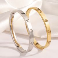 Elegant Solid Color 304 Stainless Steel 18K Gold Plated Bangle In Bulk main image 3