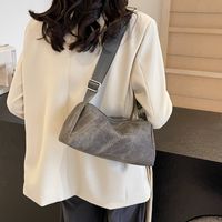 Women's Pu Leather Solid Color Vintage Style Classic Style Zipper Crossbody Bag sku image 1