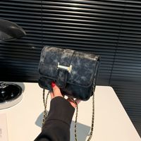 Women's Pu Leather Marble Classic Style Flip Cover Shoulder Bag main image 6