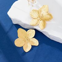 1 Pair IG Style Elegant Lady Leaf Flower Plating 316 Stainless Steel  Titanium Steel 18K Gold Plated Hoop Earrings Ear Studs sku image 4